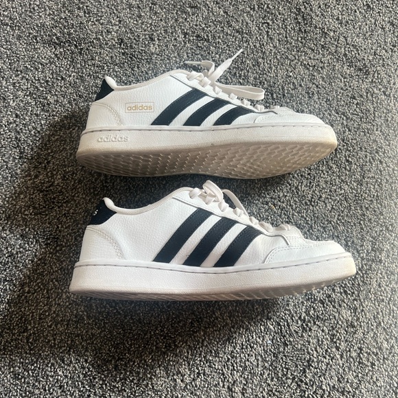 Adidas Sneakers - Picture 7 of 8